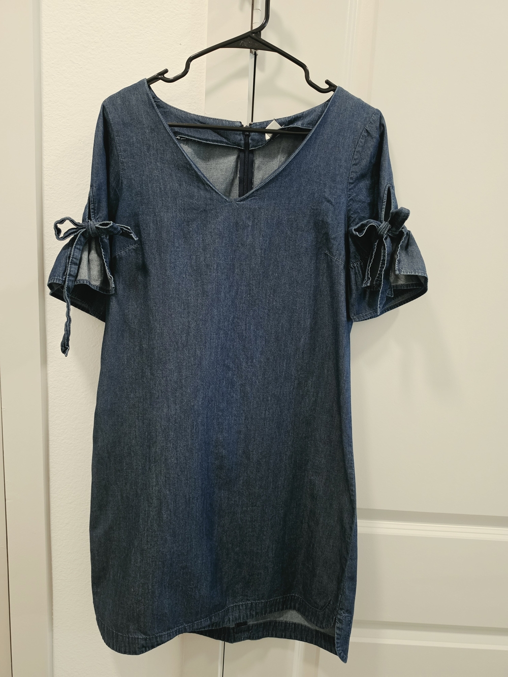 ​J. Crew Chambray Denim Shift Dress with Tie Sleeves - V-Neck - Size S